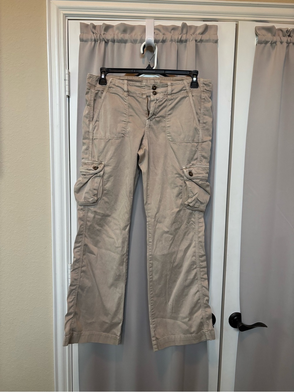 Old Navy Beige Casual Pants